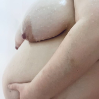 Tsntsughi het Busty Sage