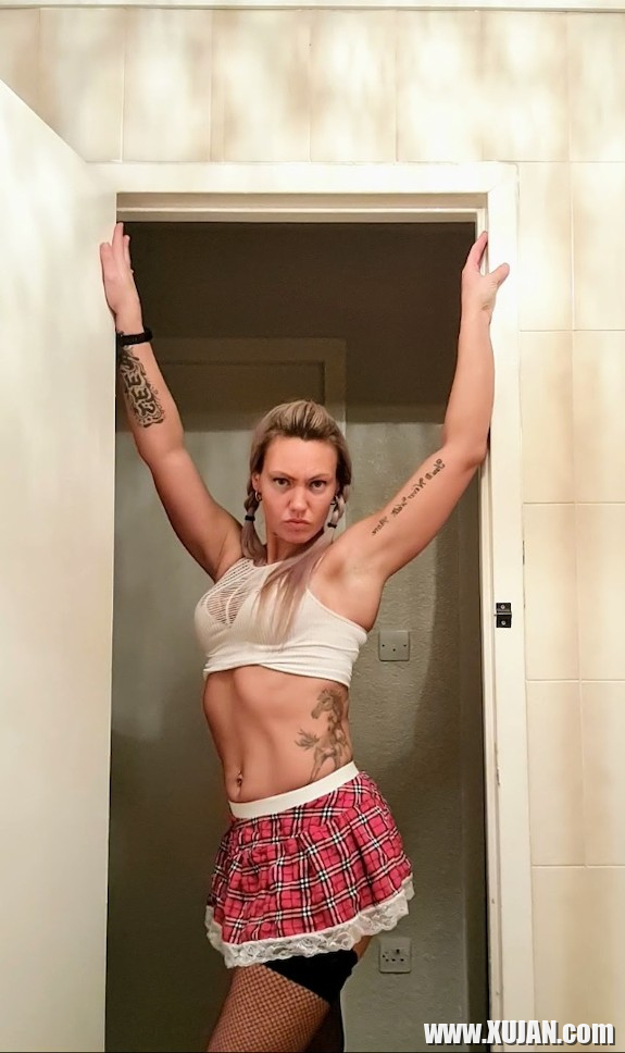 HotAlone Posing home - Photo #2347462