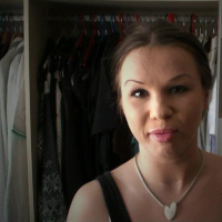 Amateur Lydia takes hard dong between her pussy lips in a close up scene
