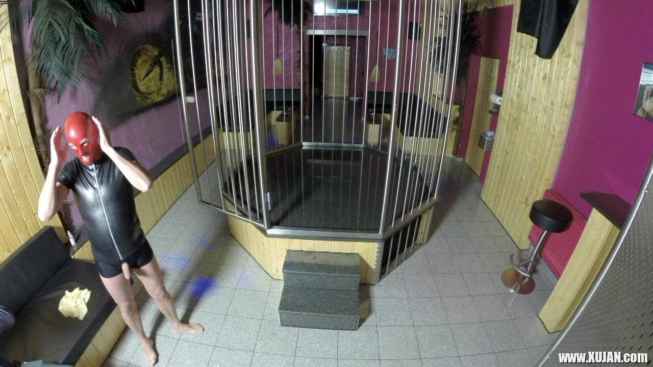 Amateur Lydia shares submissive in a BDSM threeway - Photo #2353793