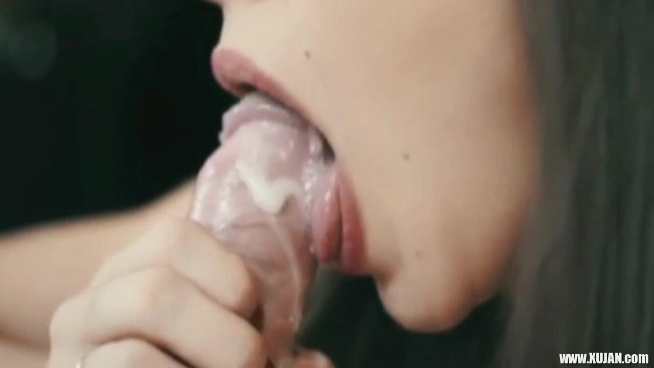 Amateur Lydia giving head in a passionate closeup scene - Photo #2353836