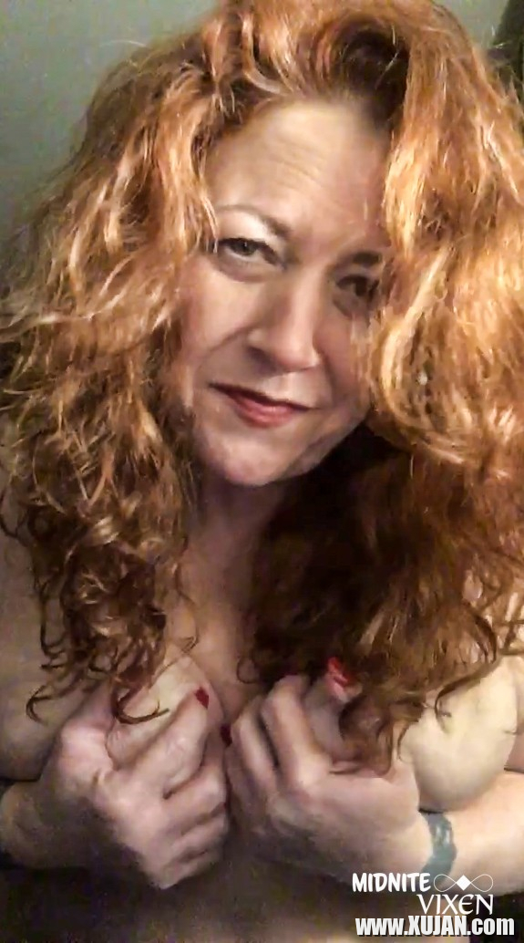 Midnite Vixen Tits and Teases - Photo #2357842