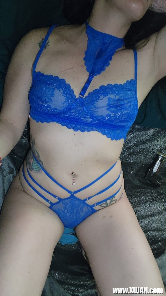Seqsual milf Kruellan sirum e nerqnazgest hagnel - Photo #2362476