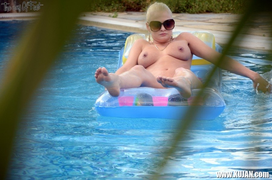 Kelly Fox Poolside pedi pediper - Photo #2362716