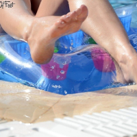 Kelly Fox Poolside pedi pediper