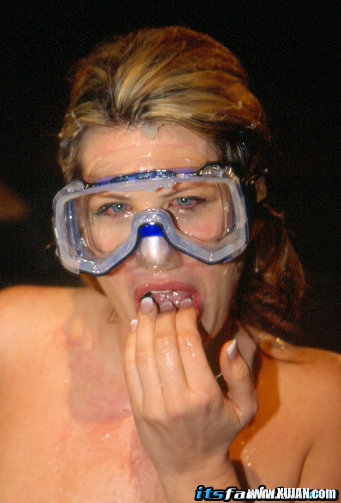 Extreme facials abuse with the slut Lisa Sparxxx - Photo #2366819