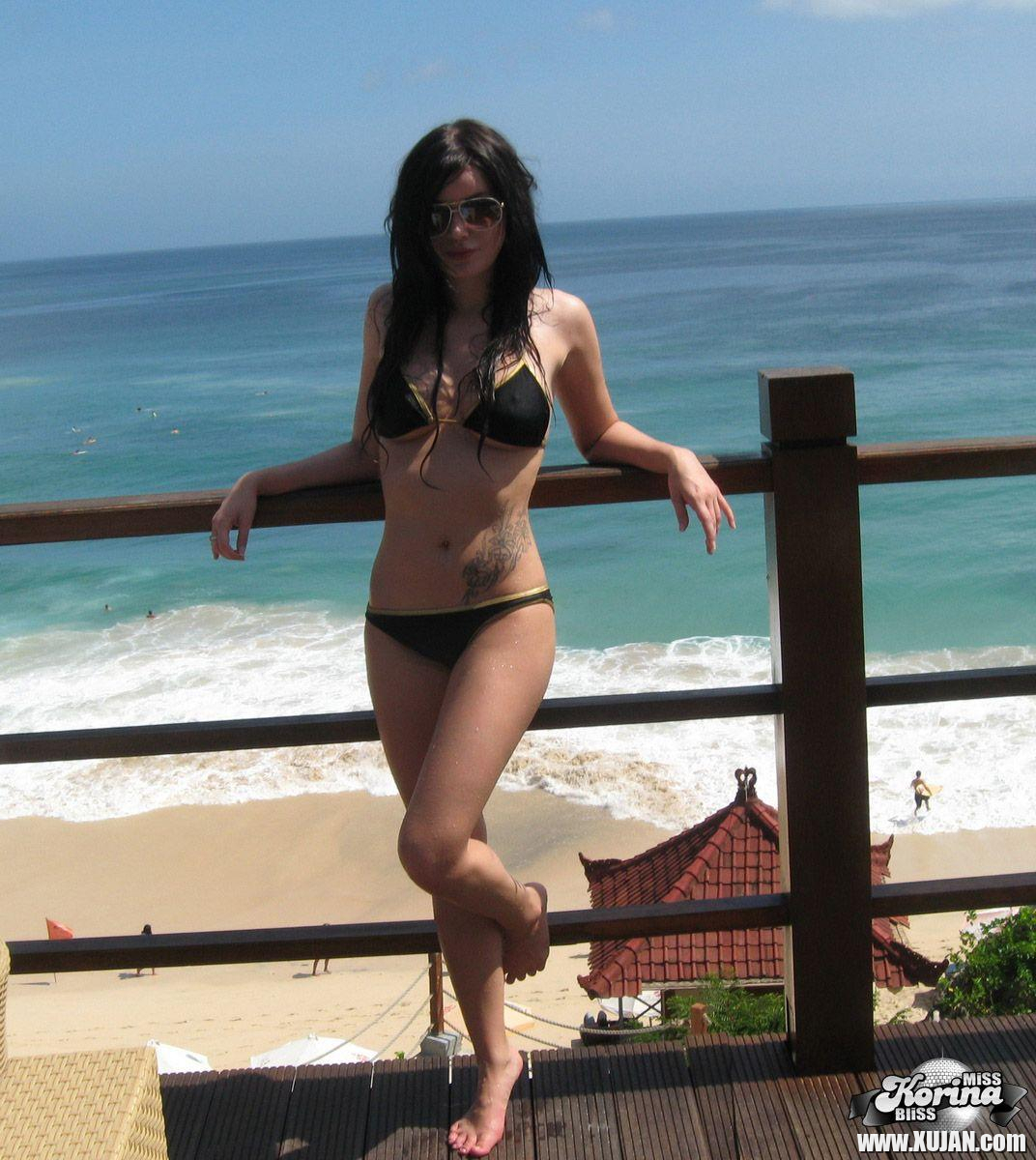 Pictures of teen Miss Korina Bliss getting wild and horny - Photo #2373802