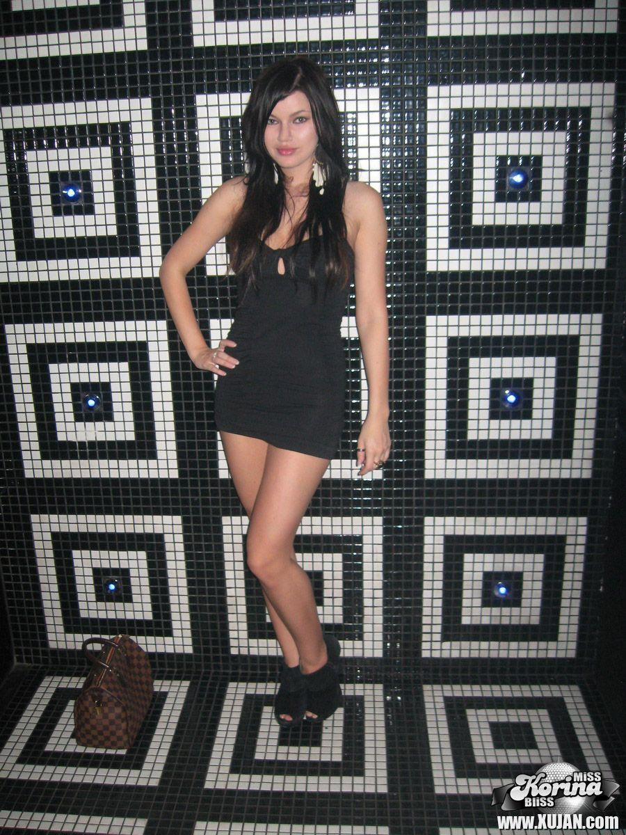 Pictures of teen Miss Korina Bliss getting wild and horny - Photo #2373804