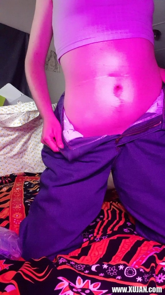 Seqsual Stoner Strip Tease - Photo #2377934