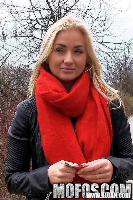 When Cayla Lyons woke up in the morning she had no idea that shed be trading blowjobs for cash by the afternoon It only took a glimpse of the cash she could be making to get this sexy Euro blonde to loosen up and show off those cute small titties - Photo #2378042