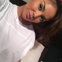 Asian babe Justene Jaro practices her oral skills on a vibrator