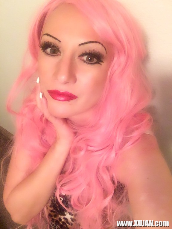Party Pink Hair - Photo #2386834