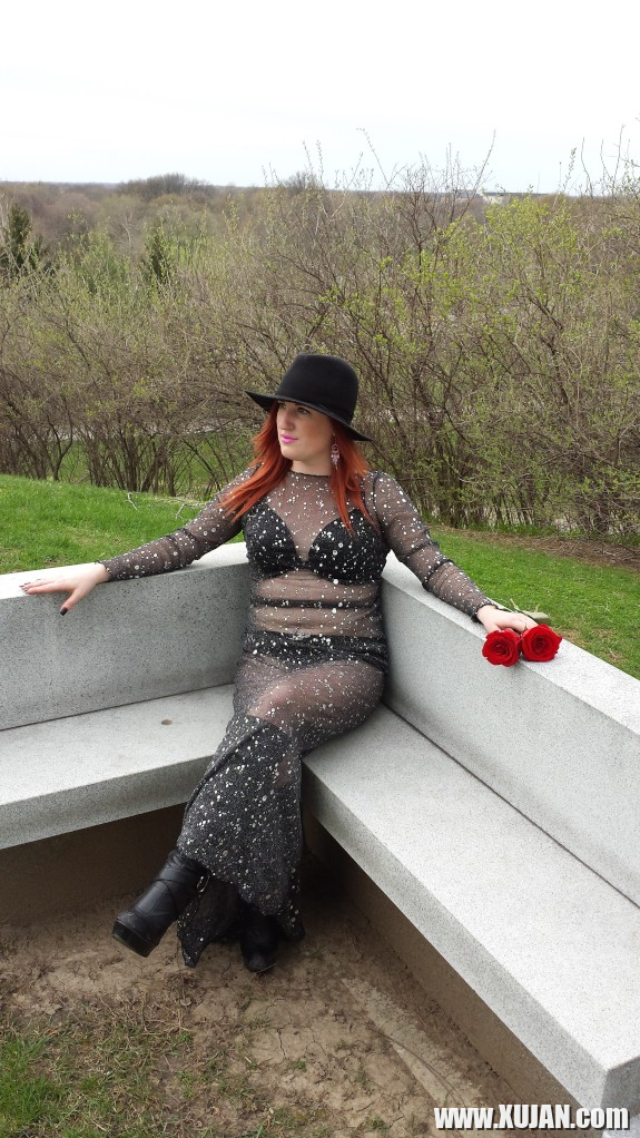 Norma Jen Hot eritasard karmraher gerezmanaqareri mej - Photo #2388833