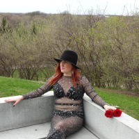 Norma Jen Hot eritasard karmraher gerezmanaqareri mej