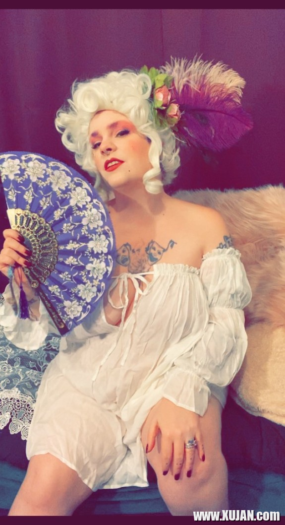 Lady Bunny Hot Court Amary motenum e - Photo #2398382