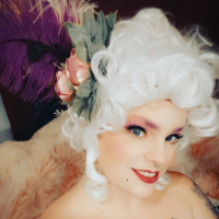 Lady Bunny Hot Court Amary motenum e