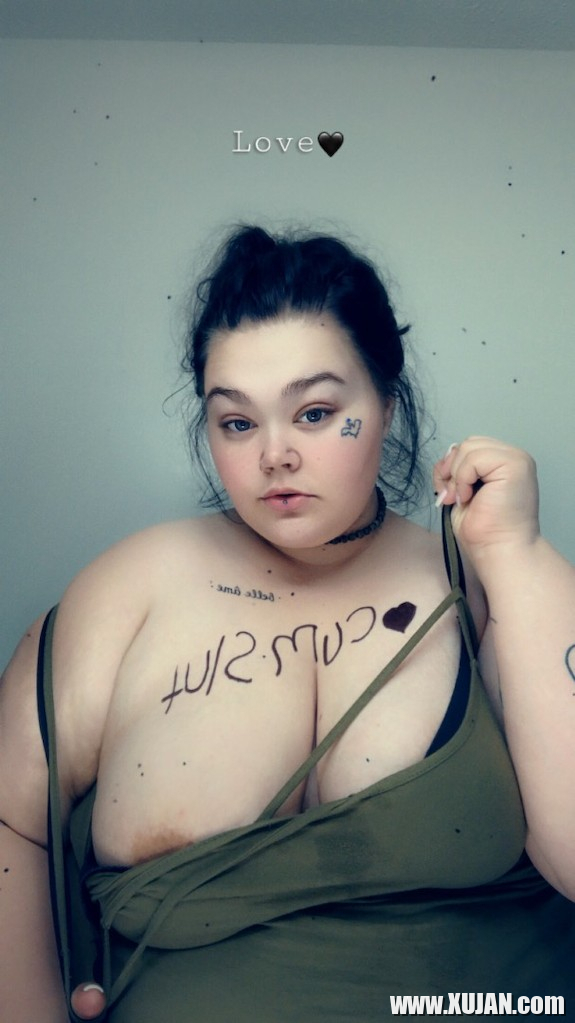 CumSlut n im anunn e - Photo #2399825