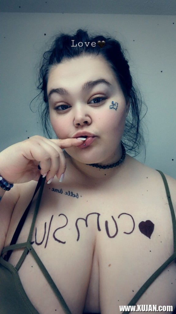 CumSlut n im anunn e - Photo #2399827