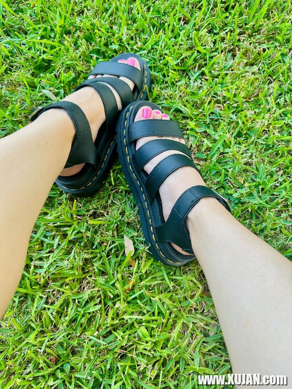Ramonarsquos Cute Feet - Photo #2408751