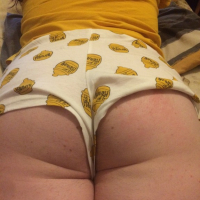 A Bum Pic A Day Keeps The Dordom Away