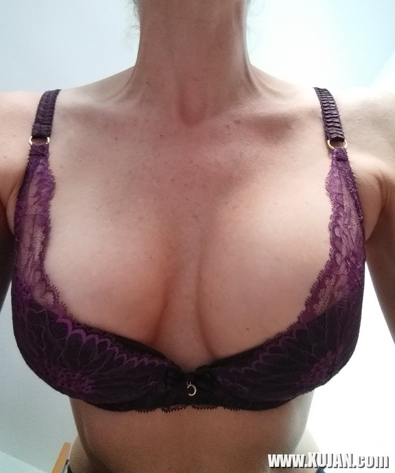 Big pucy Labia Big Boobs - Photo #2414008