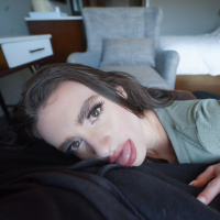 Kinky girl Mia Taylor gives head on a stiff dong