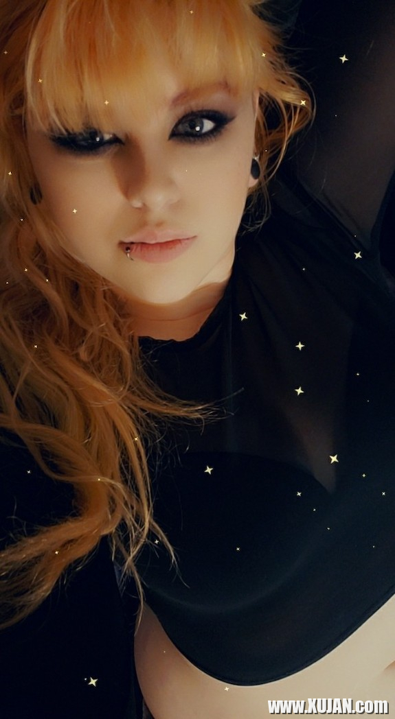 Big Titty Goth Girlfriend - Photo #2415843