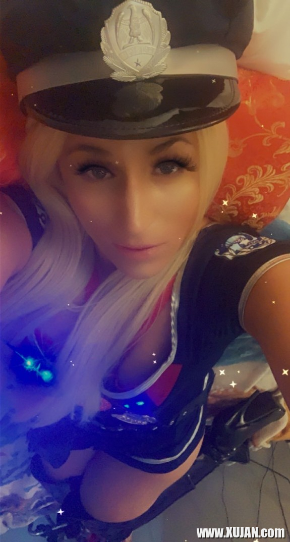Aaliyah Doll Blonde Photo Shoot - Photo #2416214
