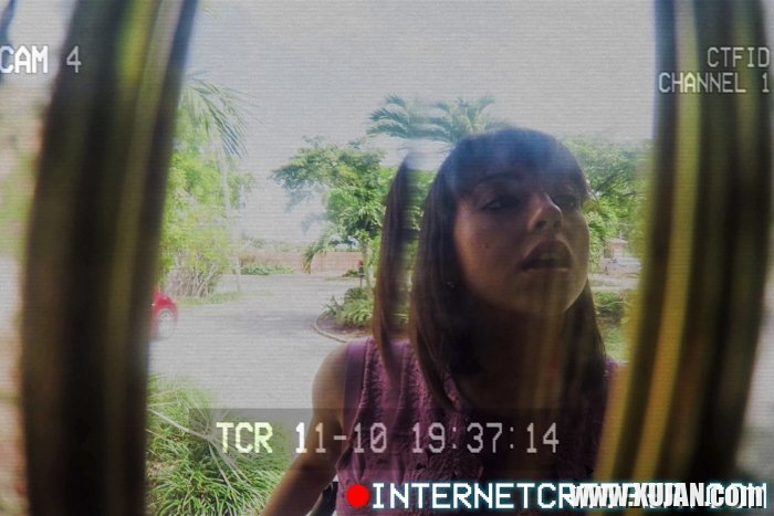 Internet Creeper Manhandling The Maid Marilyn Mansion - Photo #2419936