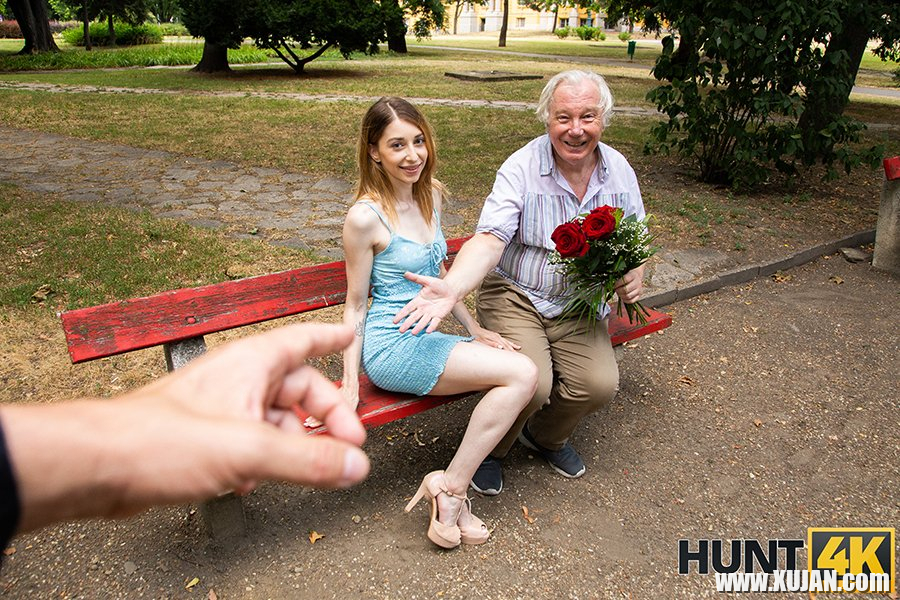 Gorgeous chick Lana Bunny fucking in front of an old dude - Photo #2419981