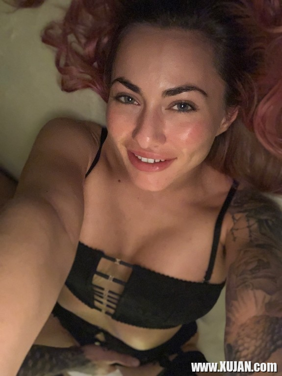 Selfiersquos - Photo #2420190