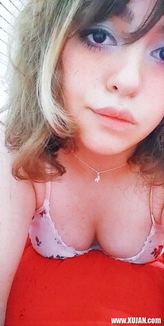 Tes avelin OnlyFans i masin - Photo #2424112