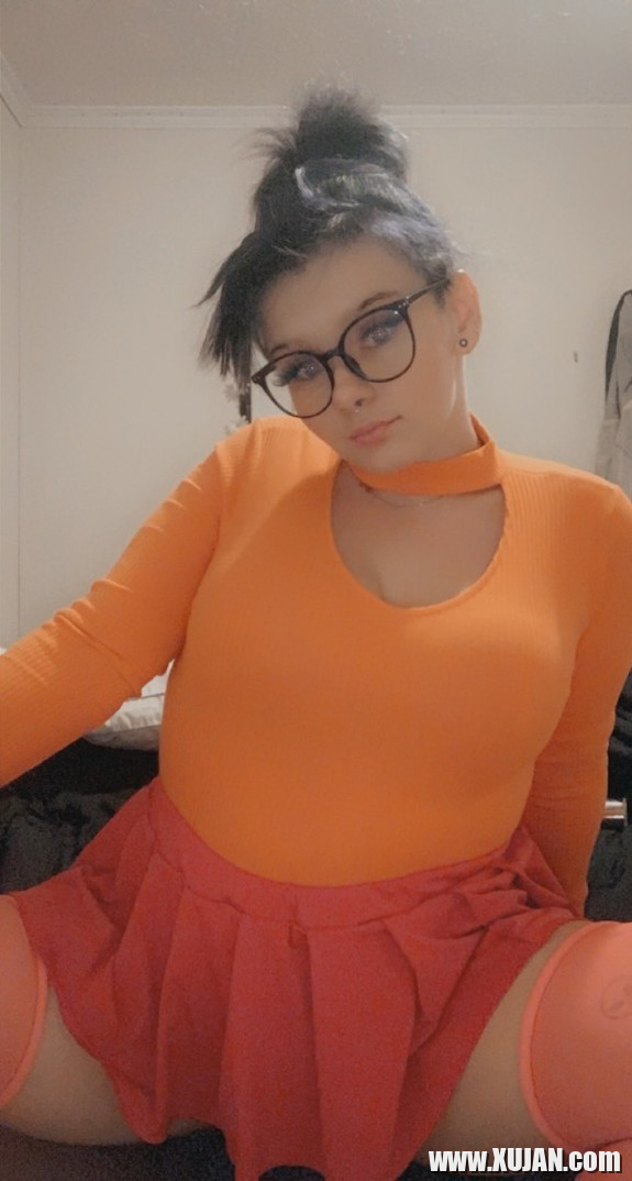 SLUTTY THICCC VELMA - Photo #2431178