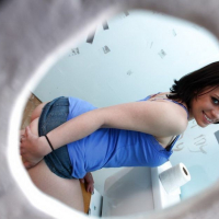 Shelly Starr sucking unknown big cock at gloryhole
