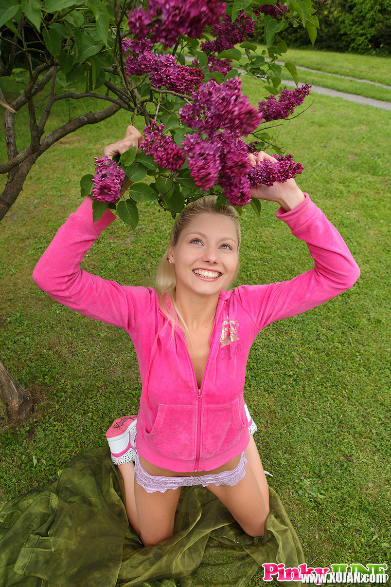 Czech teen Pinky June stripping and teasing outdoors - Photo #2444135