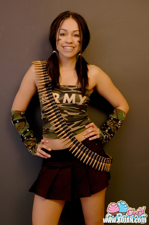 Cindy Cupcakes acts like a spoiled little army brat - Photo #2453269