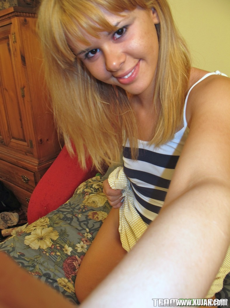 Stunning petite blonde chick Elizabeth Bentley hardcore POV sex - Photo #2464129