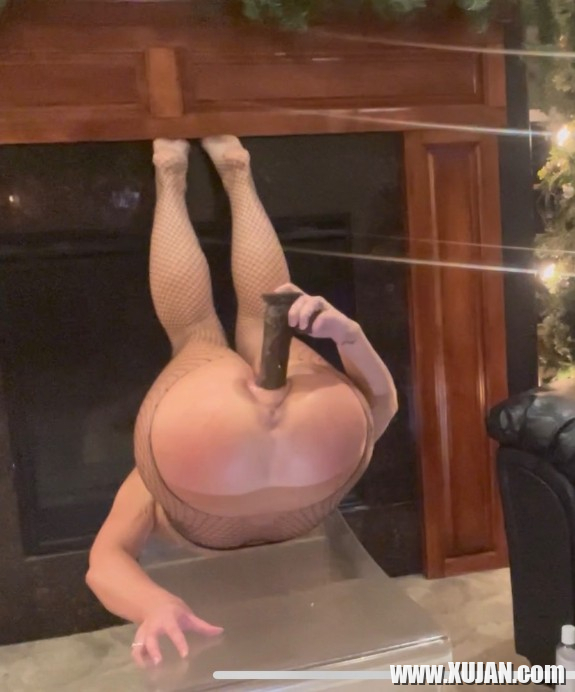 Charachchi MILF Tikin Klausy Surb Tsnndyan het kapvats Dzmer papi hamar - Photo #2465546