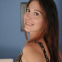 Fancy milf Jamie Lynn Skye showing new lingerie and spreading sissy