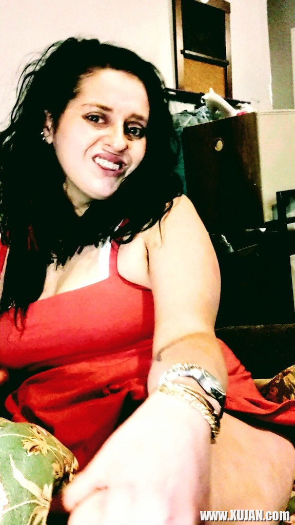 Horni milfy sirum e puc khaghal - Photo #2476675