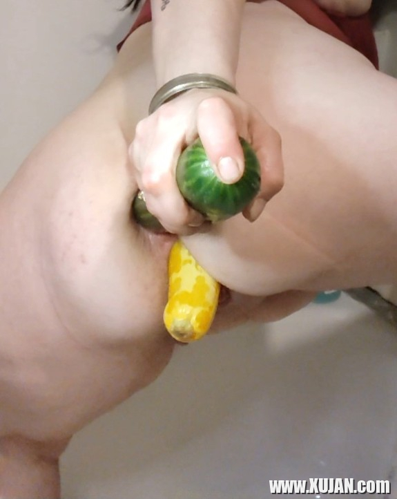 Horni milfy sirum e puc khaghal - Photo #2476682
