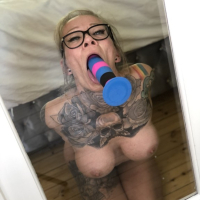 Zvarchanal Dildoyi het