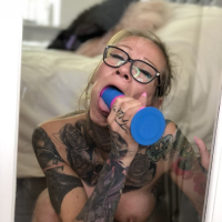 Zvarchanal Dildoyi het