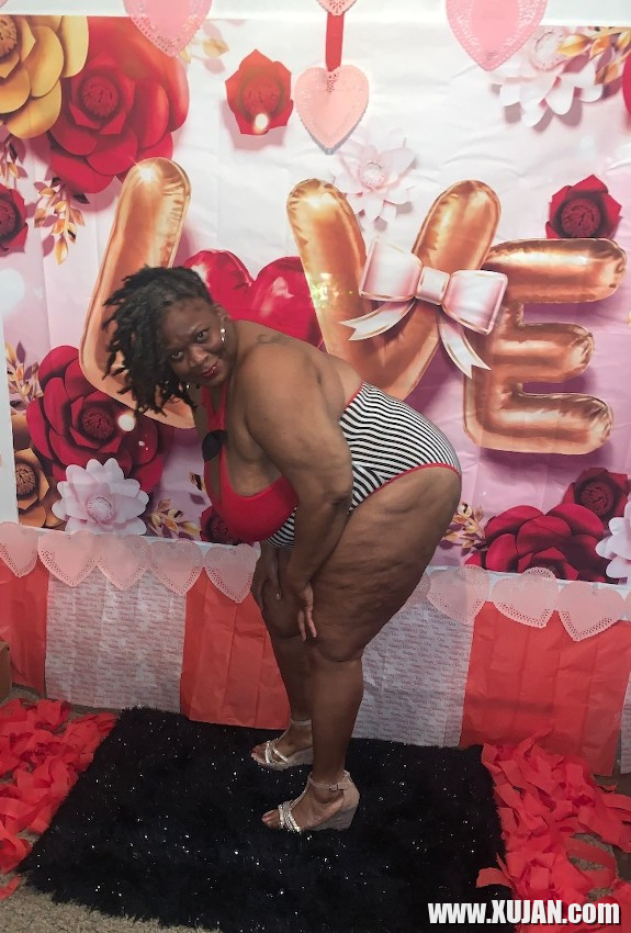 BBW LOVE Shnorhavor Valentinner - Photo #2488969