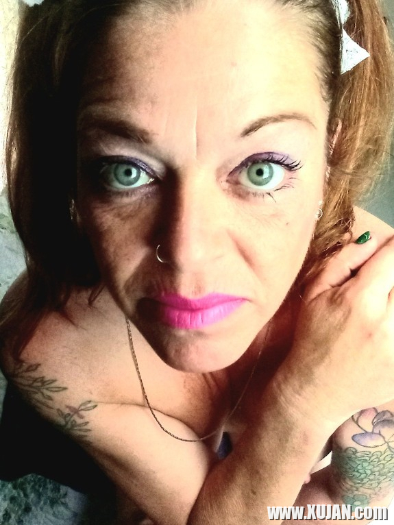 Bats toghnel dprotsy Horny MILF i het - Photo #2489827