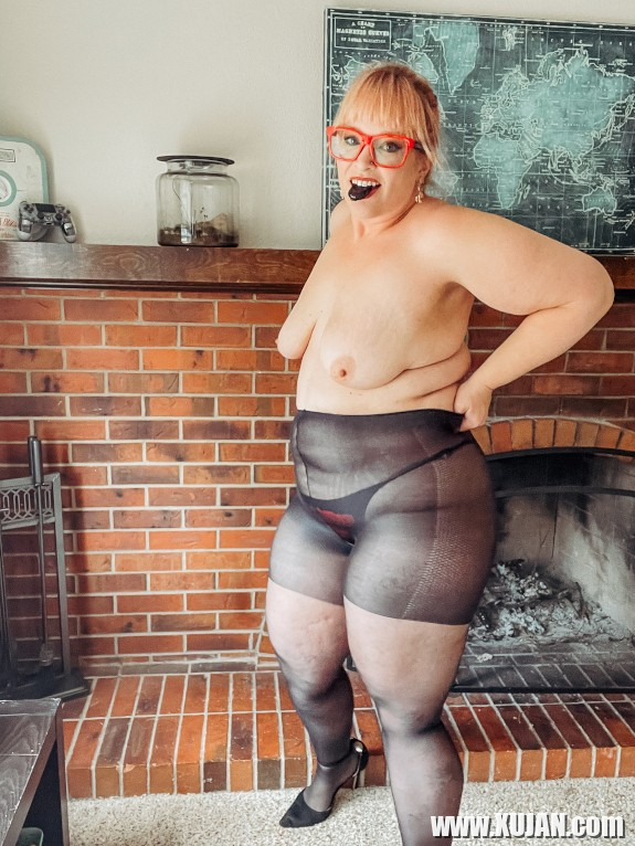 Milf khohanotsum retine dzernotsnerov erekoyan zgestov BBW Pantyhose - Photo #2502175