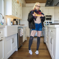 Alice Pink gets down and dirty with Lasirena69