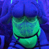 Trixie Astro n neonayin bich e