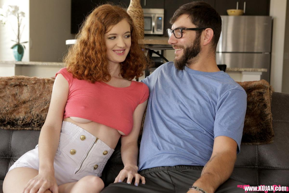 Slutty redhead girl Abbey Rain seduces and fucks her kinky stepbro - Photo #2511127