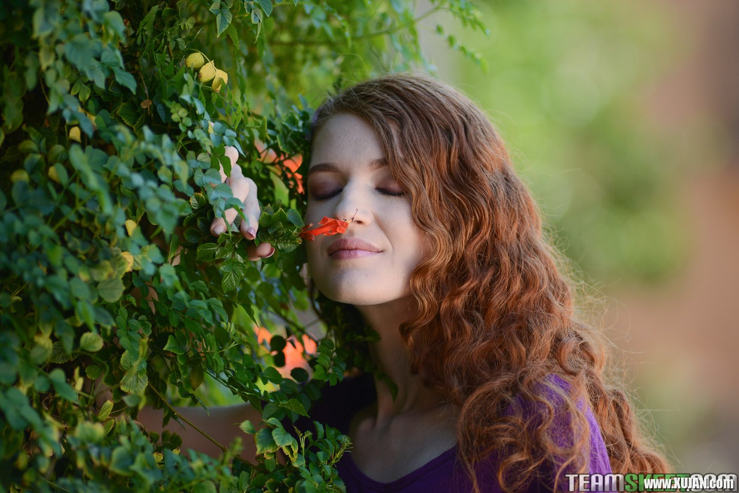 Natural red haired beauty Abbey Rain spreads wide for deep dicking - Photo #2511190